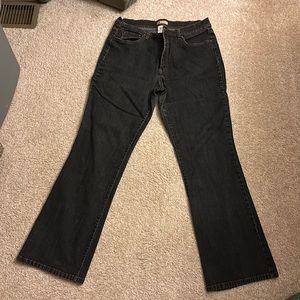 Snug Bootcut black jeans